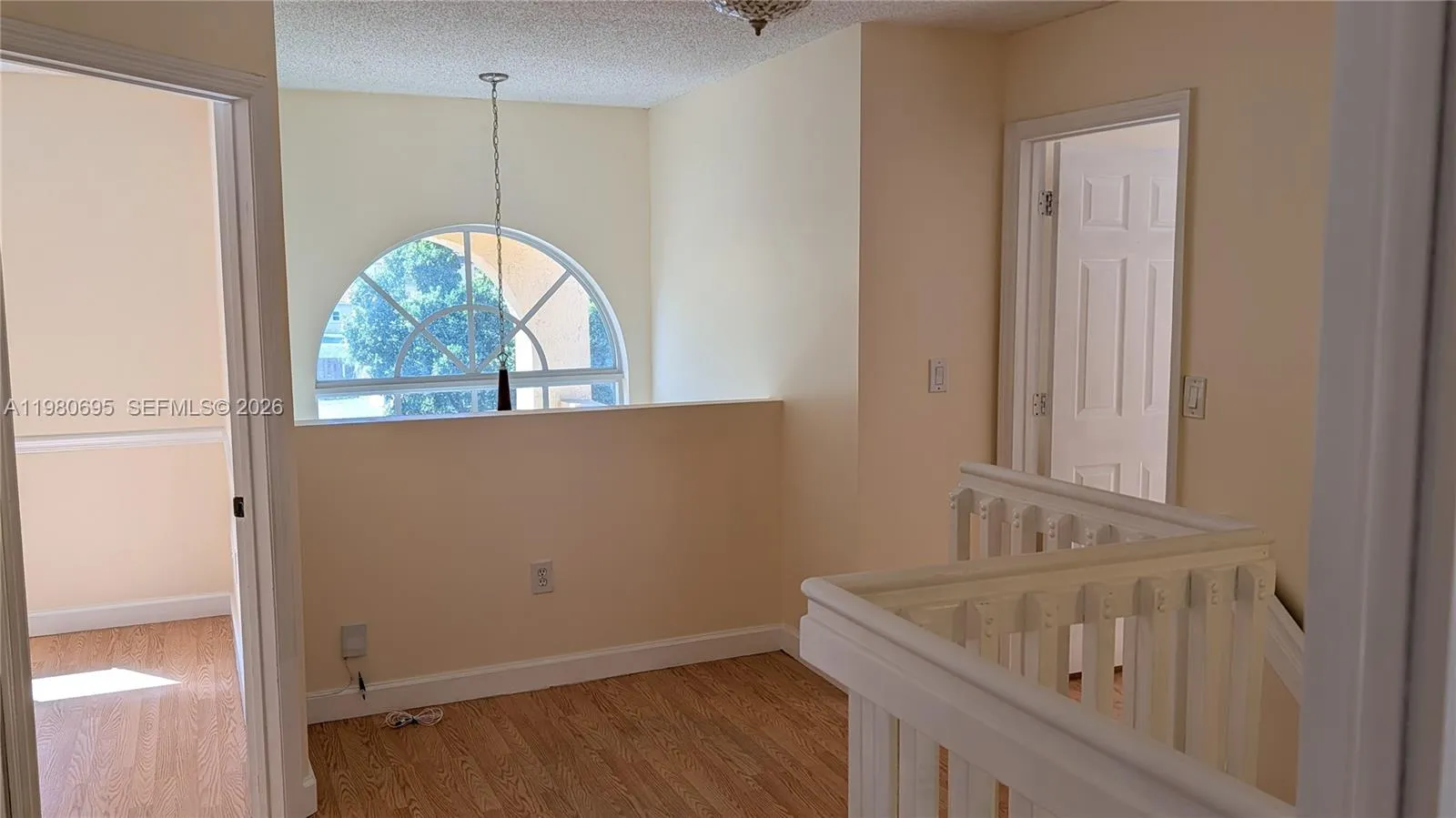202 W Forest Oak Cir 202, Davie, Florida 33325, Davie, Florida 33325, 3 Bedrooms Bedrooms, ,2 BathroomsBathrooms,Residential Lease,For Rent,202 W Forest Oak Cir 202, Davie, Florida 33325,A11980695