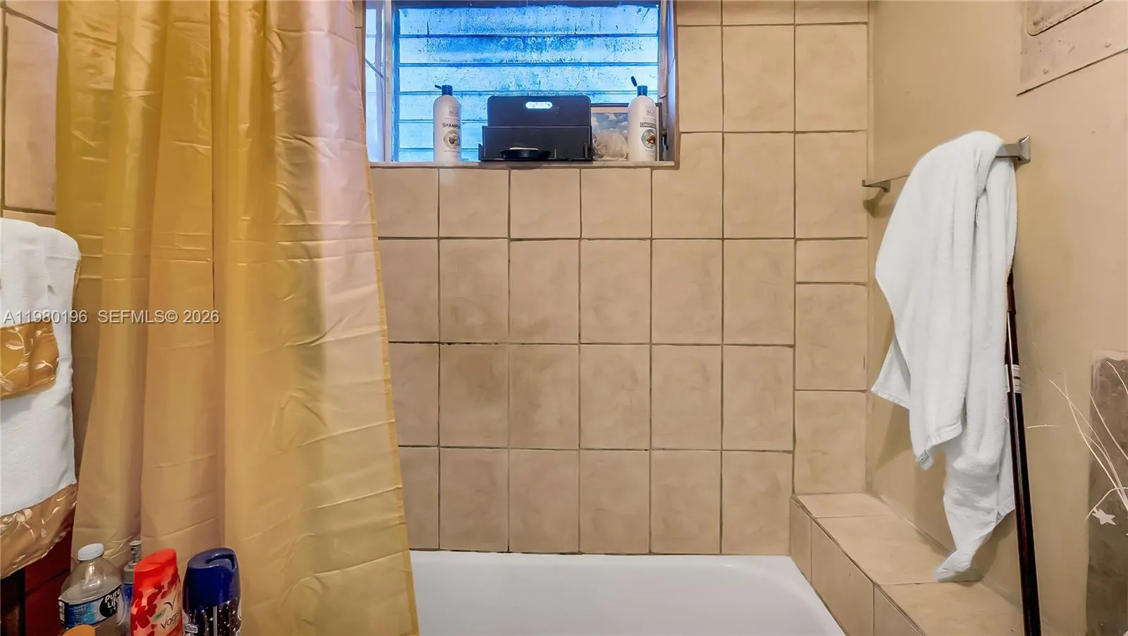 3570 Nw 34th Way, Lauderdale Lakes, Florida 33309, Lauderdale Lakes, Florida 33309, 3 Bedrooms Bedrooms, ,2 BathroomsBathrooms,Residential,For Sale,3570 Nw 34th Way, Lauderdale Lakes, Florida 33309,A11980196
