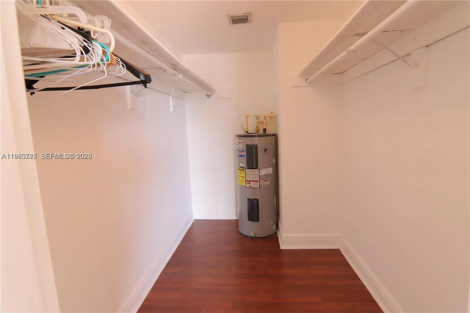 4804 Nw 79th Ave 301, Doral, Florida 33166, Doral, Florida 33166, 1 Bedroom Bedrooms, ,1 BathroomBathrooms,Residential Lease,For Rent,4804 Nw 79th Ave 301, Doral, Florida 33166,A11980725