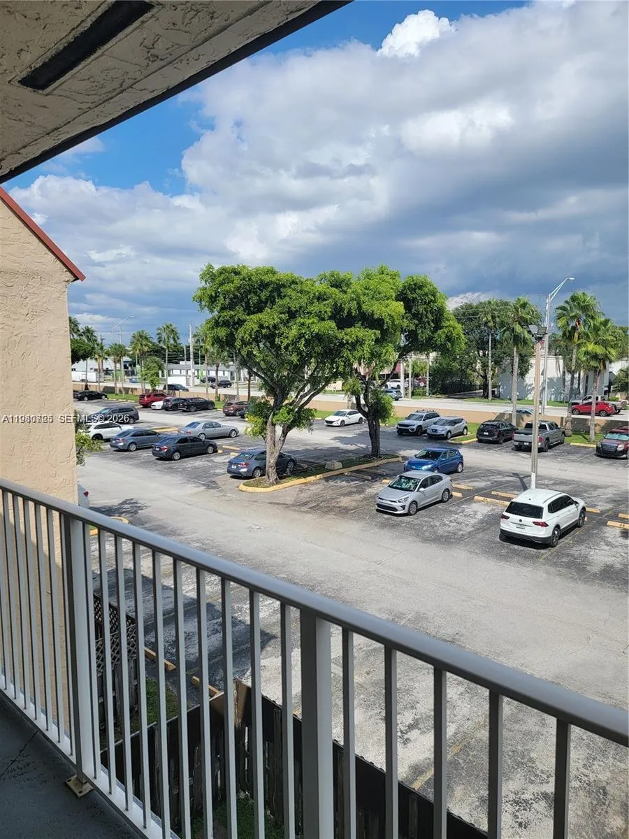 4804 Nw 79th Ave 301, Doral, Florida 33166, Doral, Florida 33166, 1 Bedroom Bedrooms, ,1 BathroomBathrooms,Residential Lease,For Rent,4804 Nw 79th Ave 301, Doral, Florida 33166,A11980725