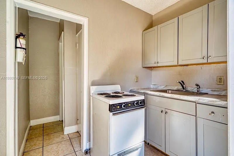 2378 Nw 60th St, Miami, Florida 33142, Miami, Florida 33142, ,Residential Income,For Sale,2378 Nw 60th St, Miami, Florida 33142,A11980749