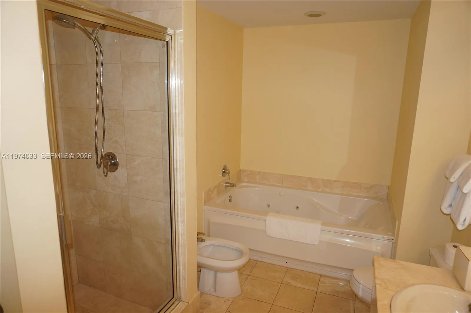 17375 Collins Ave 1704, Sunny Isles Beach, Florida, Sunny Isles Beach, Florida 33160, 1 Bedroom Bedrooms, ,1 BathroomBathrooms,Residential,For Sale,17375 Collins Ave 1704, Sunny Isles Beach, Florida,A11974033