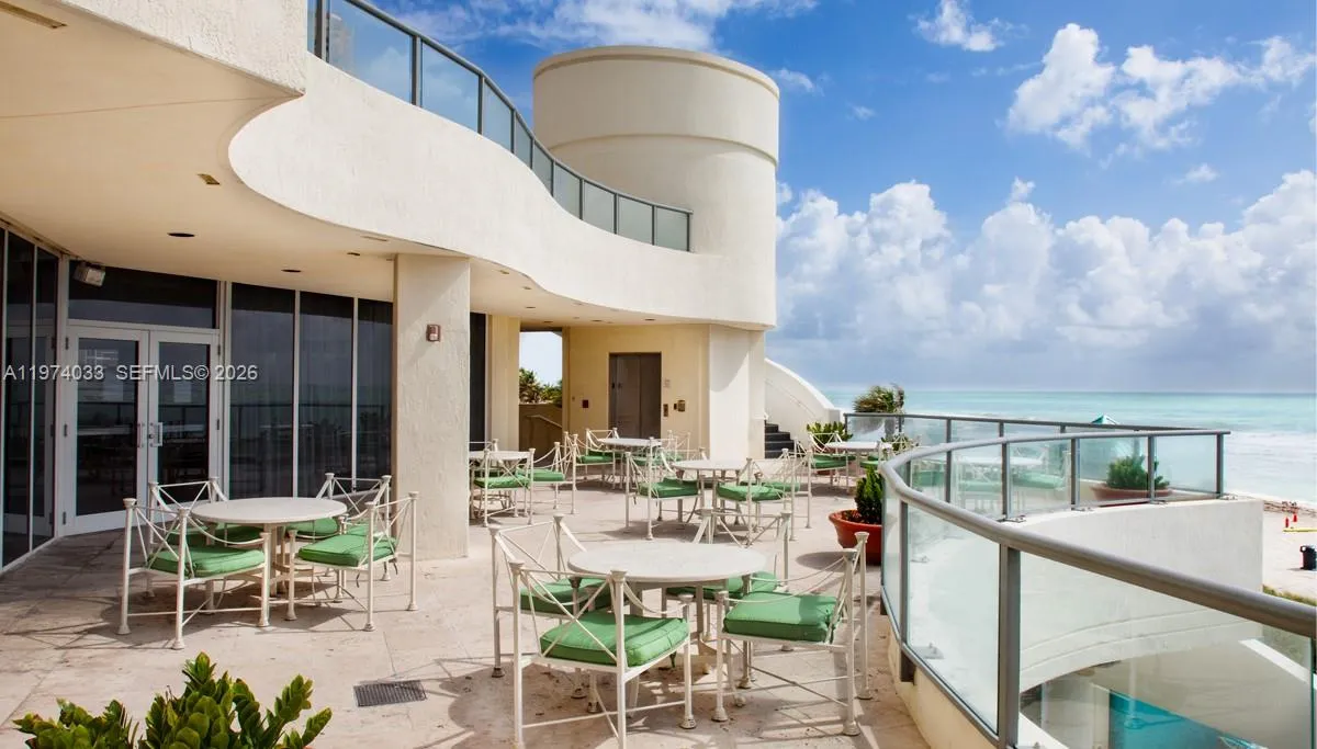17375 Collins Ave 1704, Sunny Isles Beach, Florida, Sunny Isles Beach, Florida 33160, 1 Bedroom Bedrooms, ,1 BathroomBathrooms,Residential,For Sale,17375 Collins Ave 1704, Sunny Isles Beach, Florida,A11974033