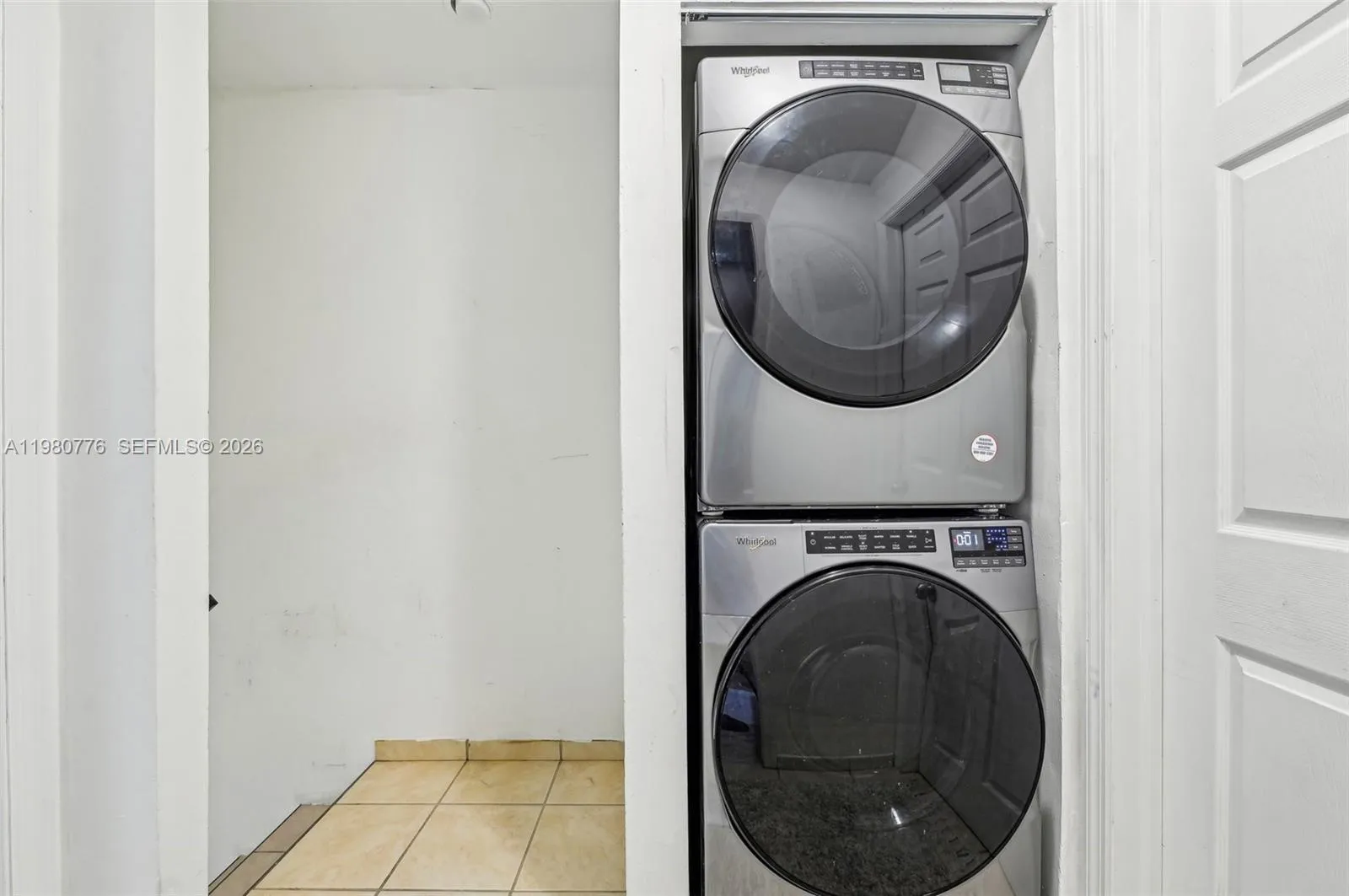 1901 Nw S River Dr 16b, Miami, Florida 33125, Miami, Florida 33125, 2 Bedrooms Bedrooms, ,1 BathroomBathrooms,Residential,For Sale,1901 Nw S River Dr 16b, Miami, Florida 33125,A11980776