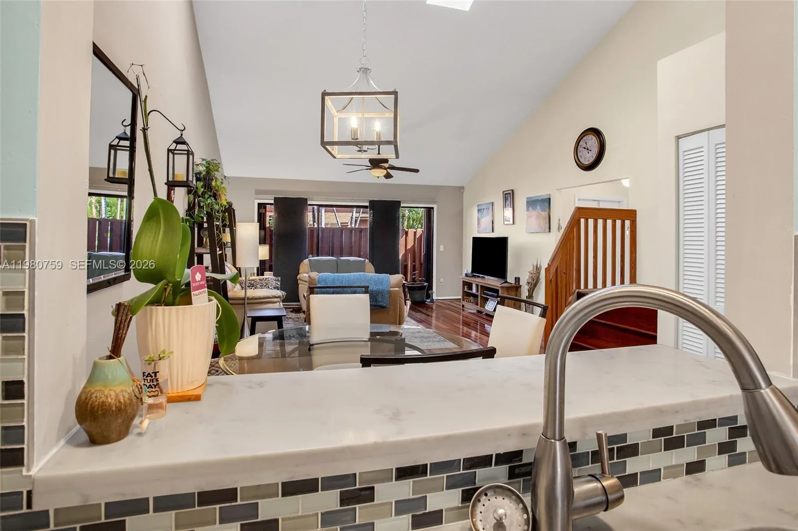 402 Se 14th St, Dania Beach, Florida 33004, Dania Beach, Florida 33004, 2 Bedrooms Bedrooms, ,2 BathroomsBathrooms,Residential,For Sale,402 Se 14th St, Dania Beach, Florida 33004,A11980759