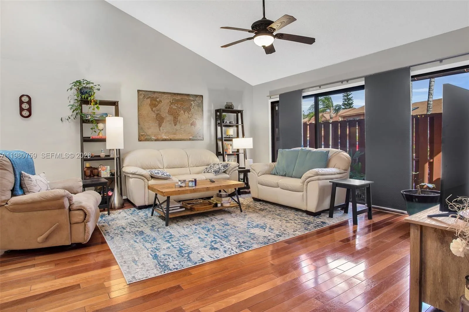 402 Se 14th St, Dania Beach, Florida 33004, Dania Beach, Florida 33004, 2 Bedrooms Bedrooms, ,2 BathroomsBathrooms,Residential,For Sale,402 Se 14th St, Dania Beach, Florida 33004,A11980759