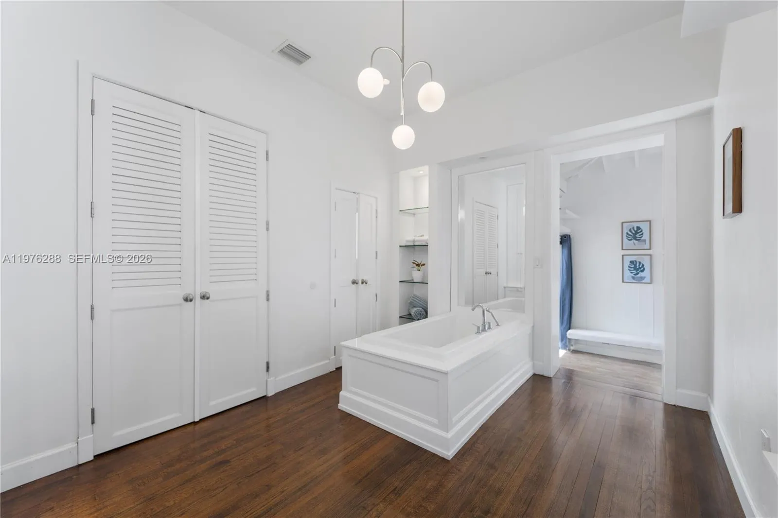 1098 Ne 99th St, Miami Shores, Florida 33138, Miami Shores, Florida 33138, 3 Bedrooms Bedrooms, ,2 BathroomsBathrooms,Residential,For Sale,1098 Ne 99th St, Miami Shores, Florida 33138,A11976288