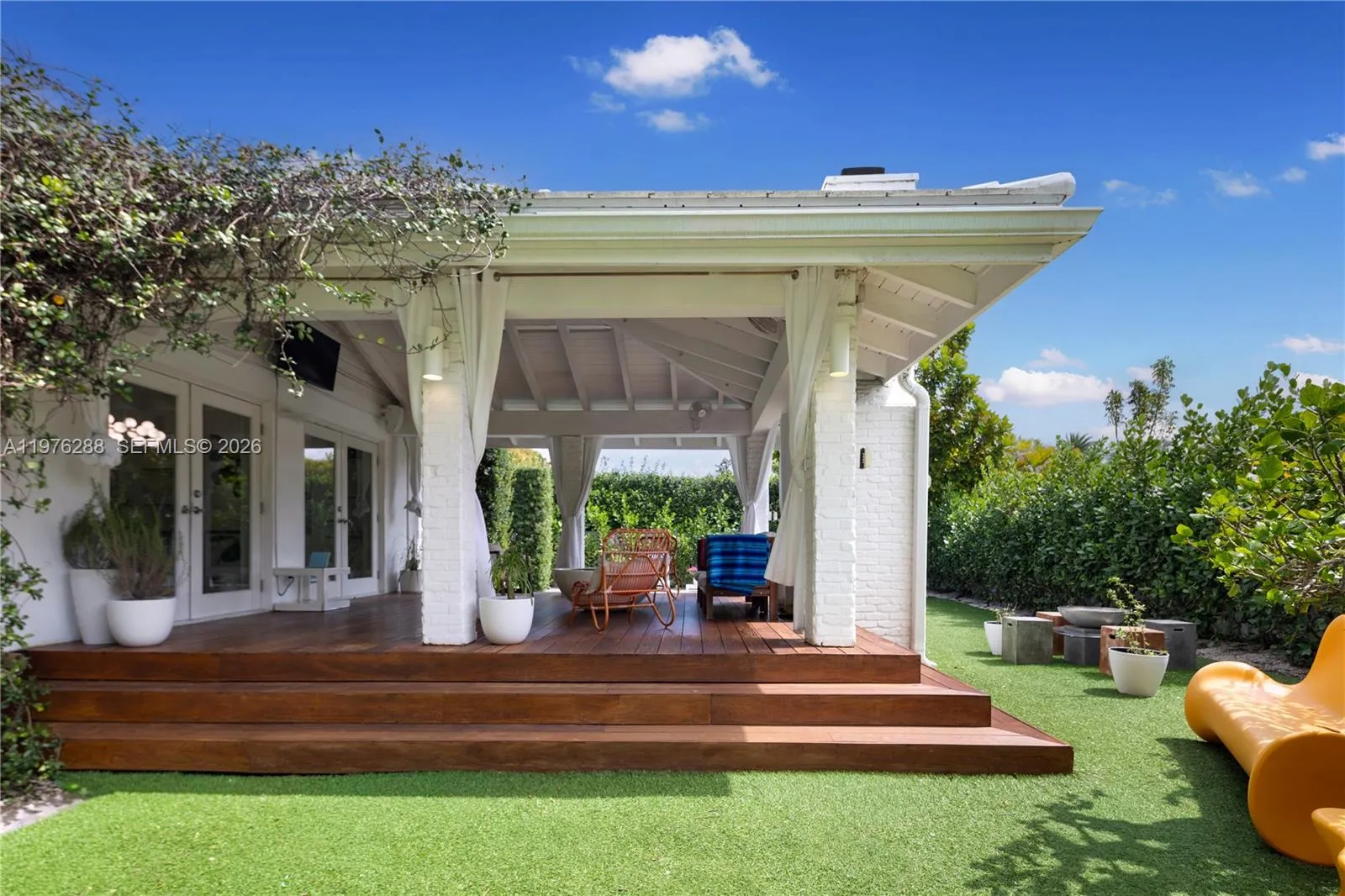 1098 Ne 99th St, Miami Shores, Florida 33138, Miami Shores, Florida 33138, 3 Bedrooms Bedrooms, ,2 BathroomsBathrooms,Residential,For Sale,1098 Ne 99th St, Miami Shores, Florida 33138,A11976288