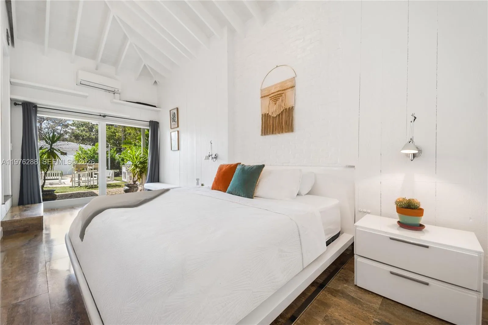 1098 Ne 99th St, Miami Shores, Florida 33138, Miami Shores, Florida 33138, 3 Bedrooms Bedrooms, ,2 BathroomsBathrooms,Residential,For Sale,1098 Ne 99th St, Miami Shores, Florida 33138,A11976288