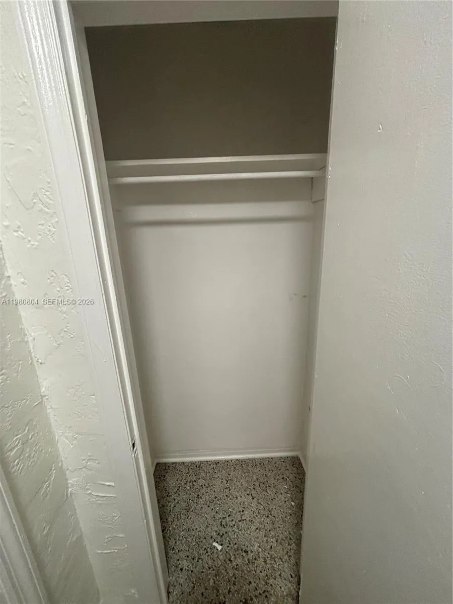 624 Ne 7th Ave 1-5, Fort Lauderdale, Florida 33304, Fort Lauderdale, Florida 33304, 1 Bedroom Bedrooms, ,1 BathroomBathrooms,Residential Lease,For Rent,624 Ne 7th Ave 1-5, Fort Lauderdale, Florida 33304,A11980804