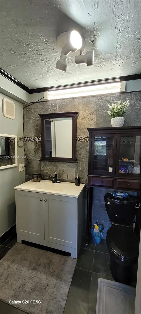 Davie, Florida 33314, Davie, Florida 33314, 2 Bedrooms Bedrooms, ,2 BathroomsBathrooms,Residential,For Sale, Davie, Florida 33314,A11971419