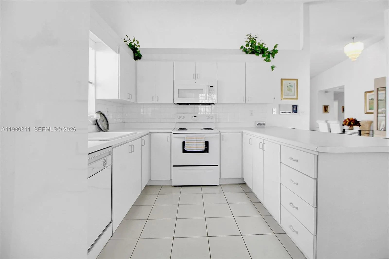 14413 Sw 115th St, Miami, Florida 33186, Miami, Florida 33186, 3 Bedrooms Bedrooms, ,2 BathroomsBathrooms,Residential,For Sale,14413 Sw 115th St, Miami, Florida 33186,A11980811