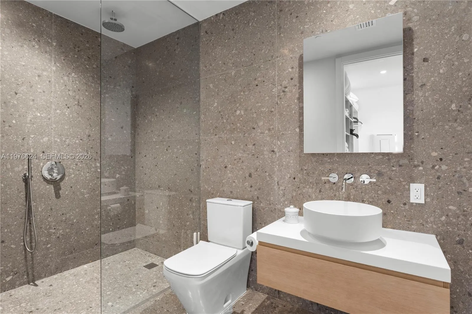 8701 Collins Ave 604, Miami Beach, Florida 33154, Miami Beach, Florida 33154, 2 Bedrooms Bedrooms, ,2 BathroomsBathrooms,Residential Lease,For Rent,8701 Collins Ave 604, Miami Beach, Florida 33154,A11976624