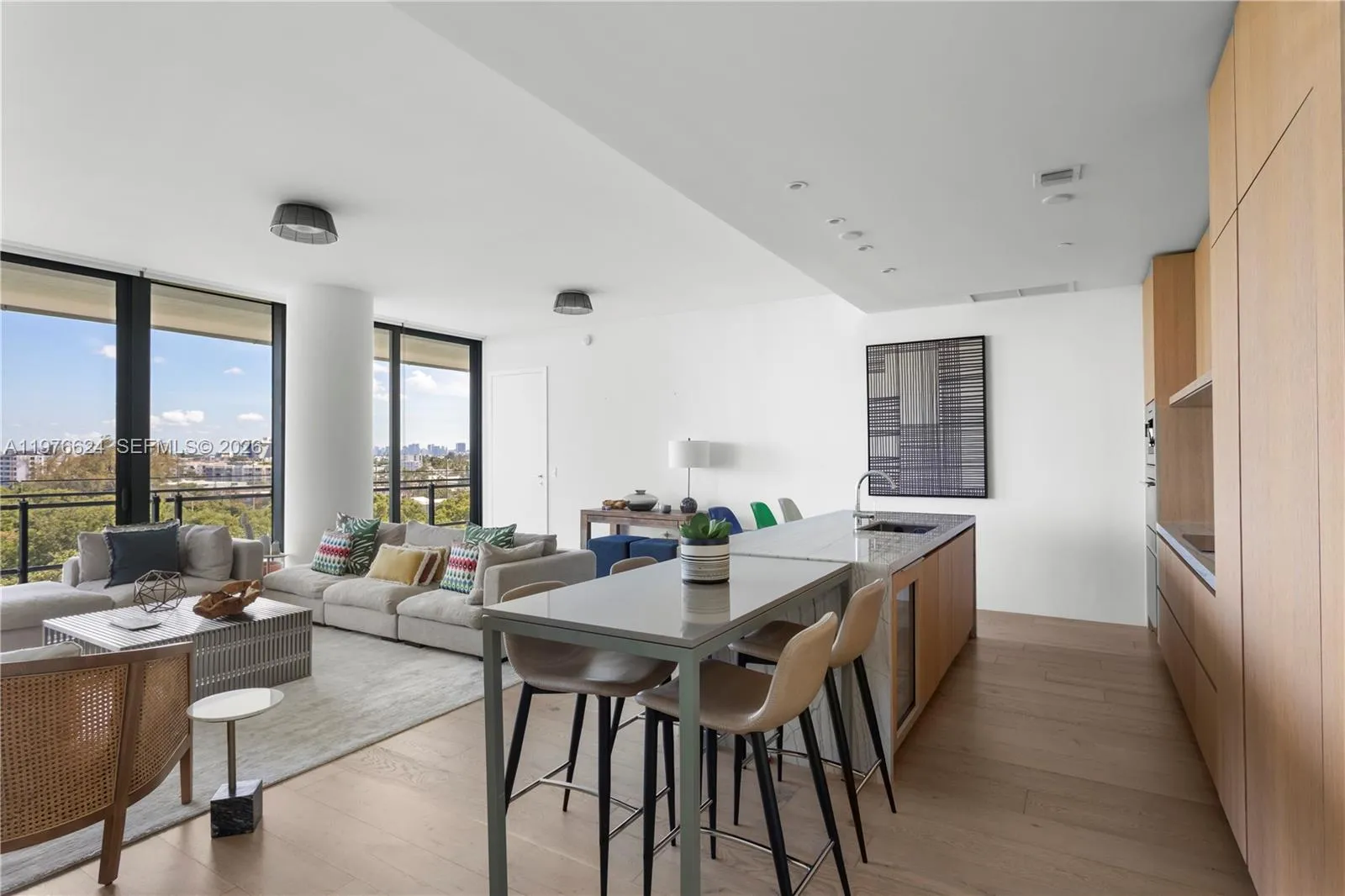 8701 Collins Ave 604, Miami Beach, Florida 33154, Miami Beach, Florida 33154, 2 Bedrooms Bedrooms, ,2 BathroomsBathrooms,Residential Lease,For Rent,8701 Collins Ave 604, Miami Beach, Florida 33154,A11976624
