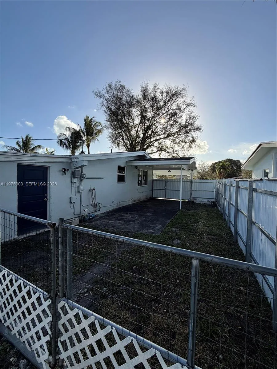 2655 Island Dr, Miramar, Florida 33023, Miramar, Florida 33023, 2 Bedrooms Bedrooms, ,1 BathroomBathrooms,Residential Lease,For Rent,2655 Island Dr, Miramar, Florida 33023,A11975003