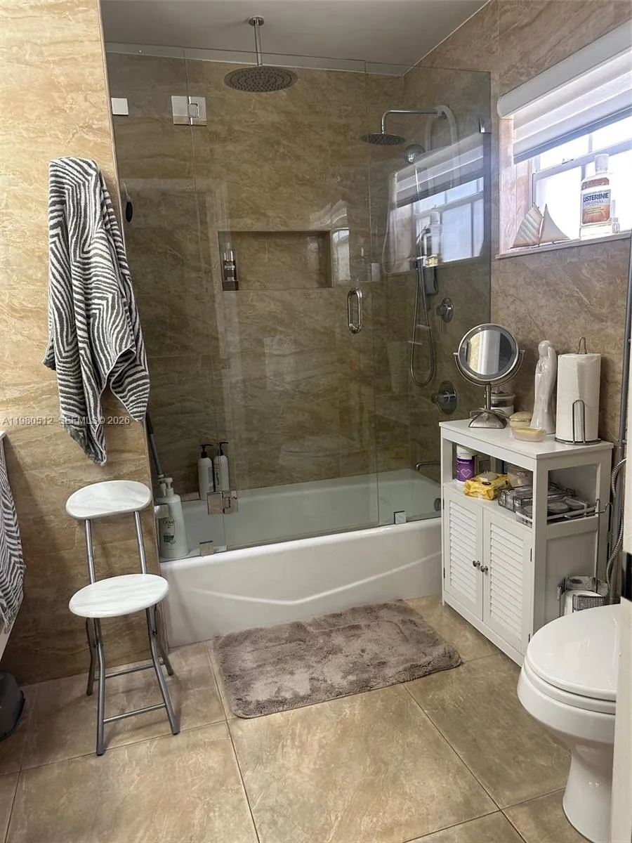 2501 W 73rd Pl, Hialeah, Florida 33016, Hialeah, Florida 33016, 3 Bedrooms Bedrooms, ,2 BathroomsBathrooms,Residential,For Sale,2501 W 73rd Pl, Hialeah, Florida 33016,A11980512