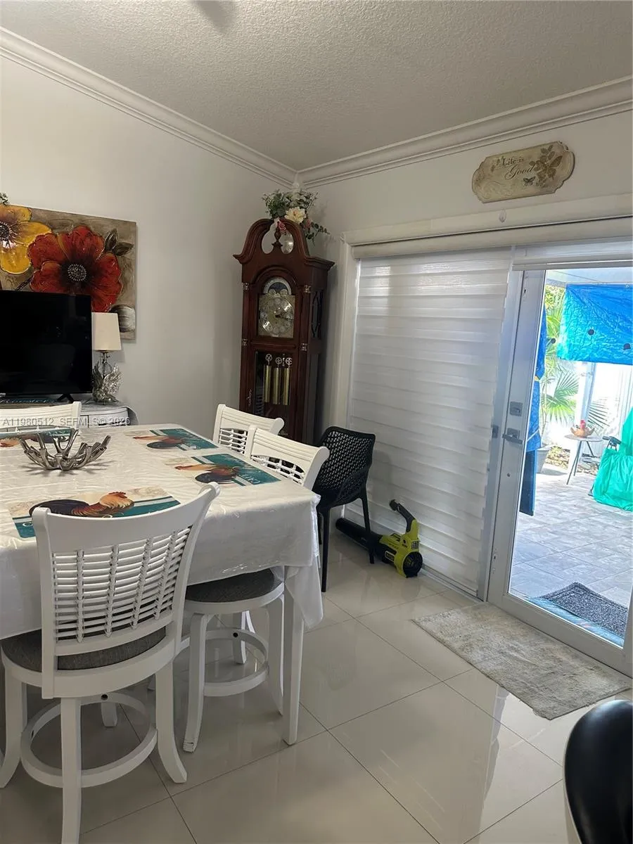 2501 W 73rd Pl, Hialeah, Florida 33016, Hialeah, Florida 33016, 3 Bedrooms Bedrooms, ,2 BathroomsBathrooms,Residential,For Sale,2501 W 73rd Pl, Hialeah, Florida 33016,A11980512