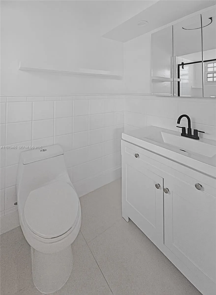 3608 Cleveland St, Hollywood, Florida 33021, Hollywood, Florida 33021, 3 Bedrooms Bedrooms, ,2 BathroomsBathrooms,Residential Lease,For Rent,3608 Cleveland St, Hollywood, Florida 33021,A11979465