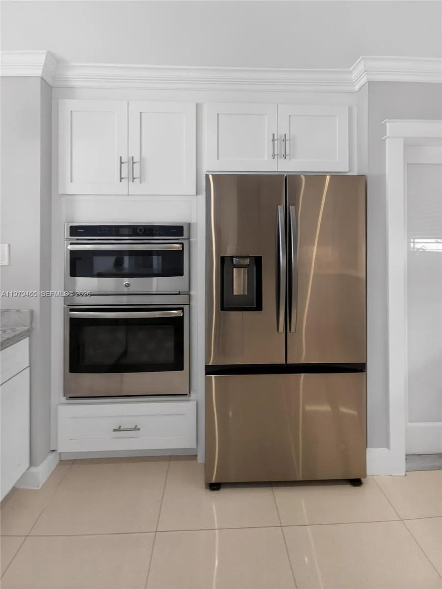 3608 Cleveland St, Hollywood, Florida 33021, Hollywood, Florida 33021, 3 Bedrooms Bedrooms, ,2 BathroomsBathrooms,Residential Lease,For Rent,3608 Cleveland St, Hollywood, Florida 33021,A11979465