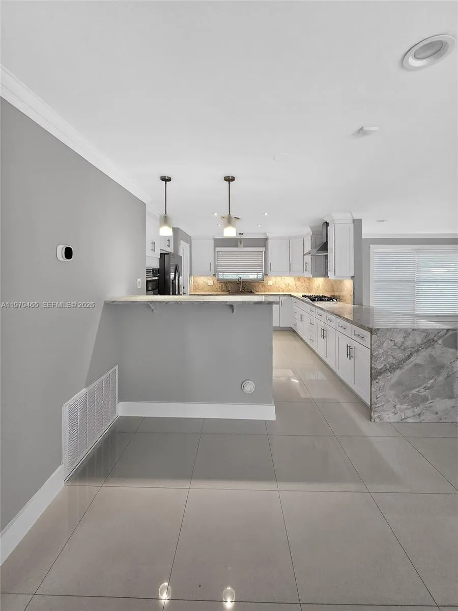 3608 Cleveland St, Hollywood, Florida 33021, Hollywood, Florida 33021, 3 Bedrooms Bedrooms, ,2 BathroomsBathrooms,Residential Lease,For Rent,3608 Cleveland St, Hollywood, Florida 33021,A11979465