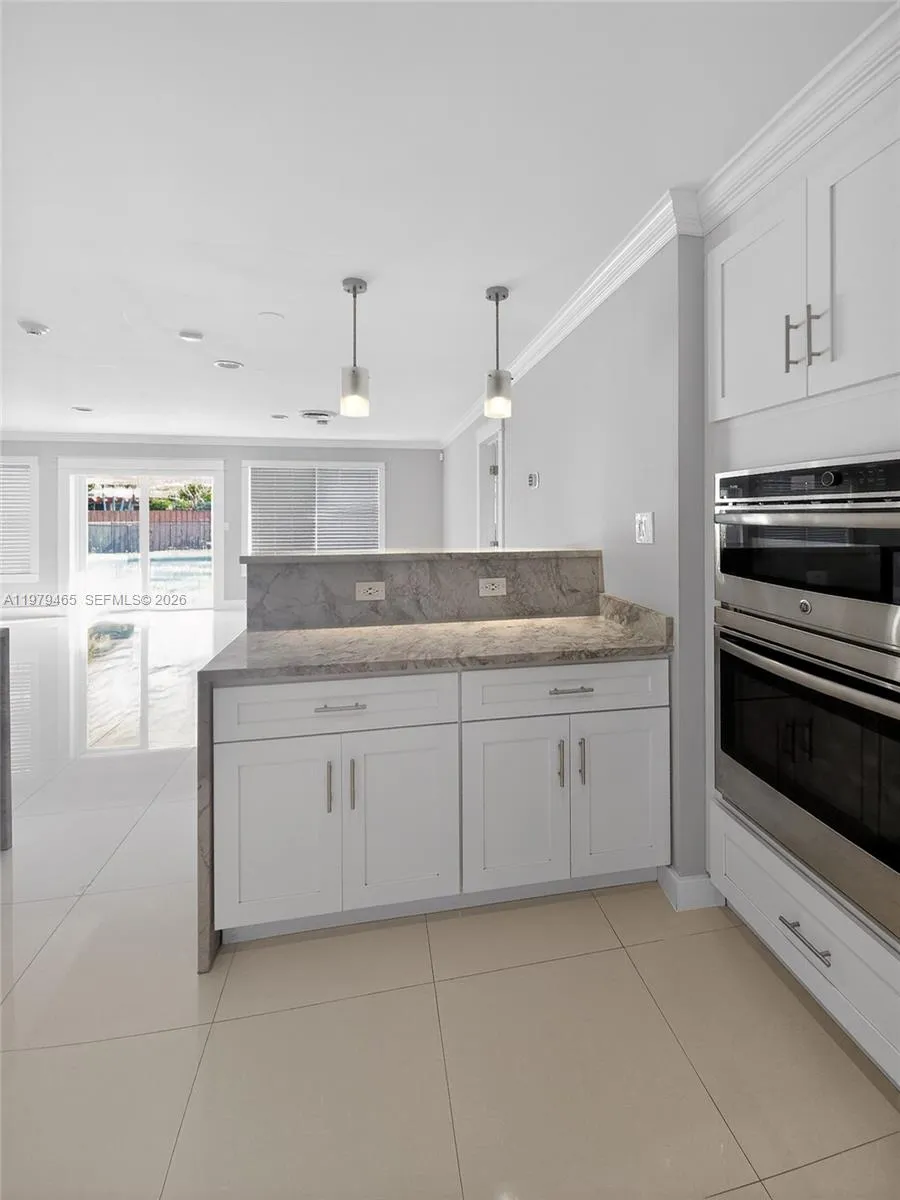 3608 Cleveland St, Hollywood, Florida 33021, Hollywood, Florida 33021, 3 Bedrooms Bedrooms, ,2 BathroomsBathrooms,Residential Lease,For Rent,3608 Cleveland St, Hollywood, Florida 33021,A11979465