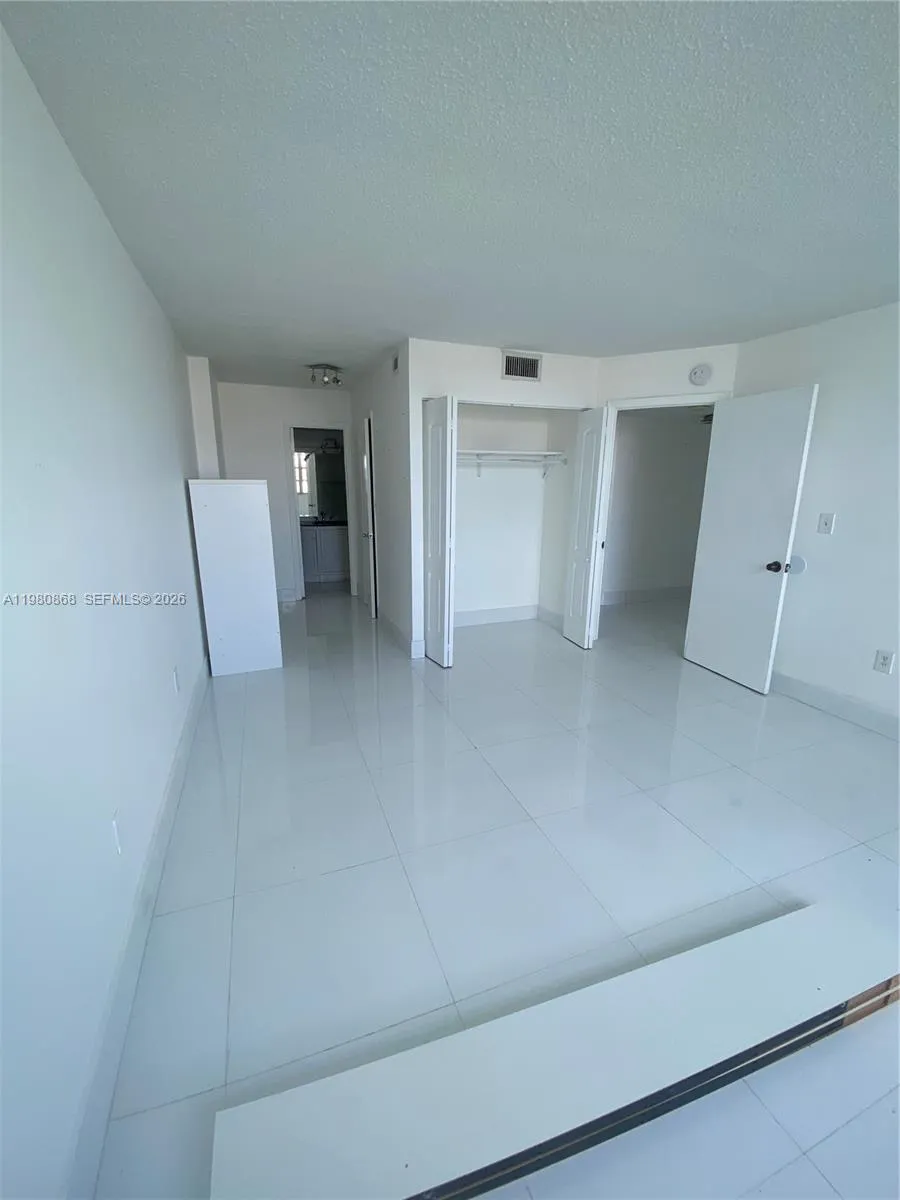2780 Ne 183rd St 909, Aventura, Florida 33160, Aventura, Florida 33160, 2 Bedrooms Bedrooms, ,2 BathroomsBathrooms,Residential Lease,For Rent,2780 Ne 183rd St 909, Aventura, Florida 33160,A11980868