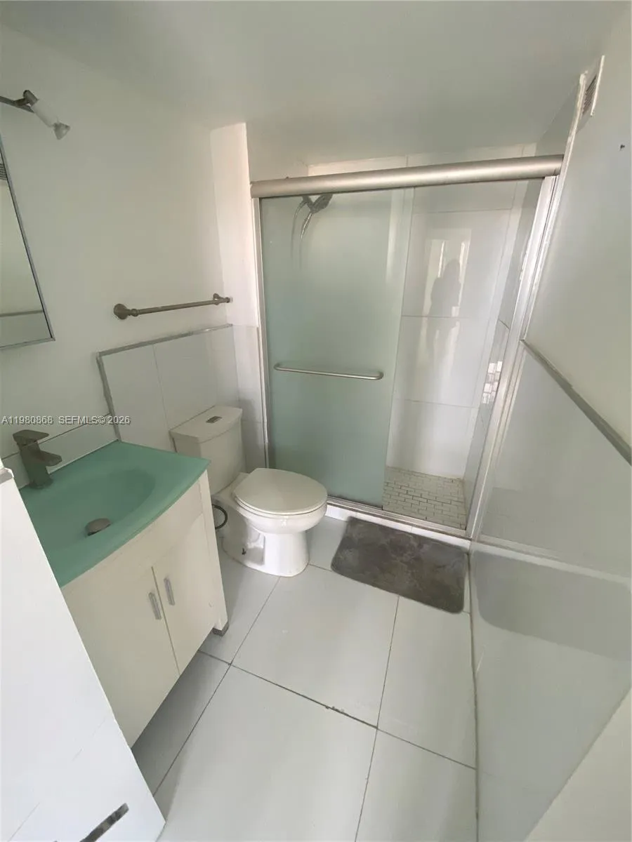 2780 Ne 183rd St 909, Aventura, Florida 33160, Aventura, Florida 33160, 2 Bedrooms Bedrooms, ,2 BathroomsBathrooms,Residential Lease,For Rent,2780 Ne 183rd St 909, Aventura, Florida 33160,A11980868