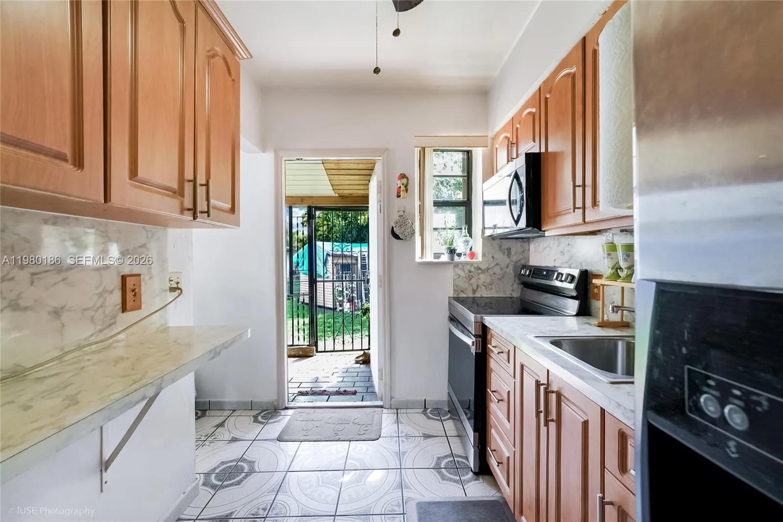 560 Nw 97th St, Miami, Florida 33150, Miami, Florida 33150, 2 Bedrooms Bedrooms, ,1 BathroomBathrooms,Residential,For Sale,560 Nw 97th St, Miami, Florida 33150,A11980186