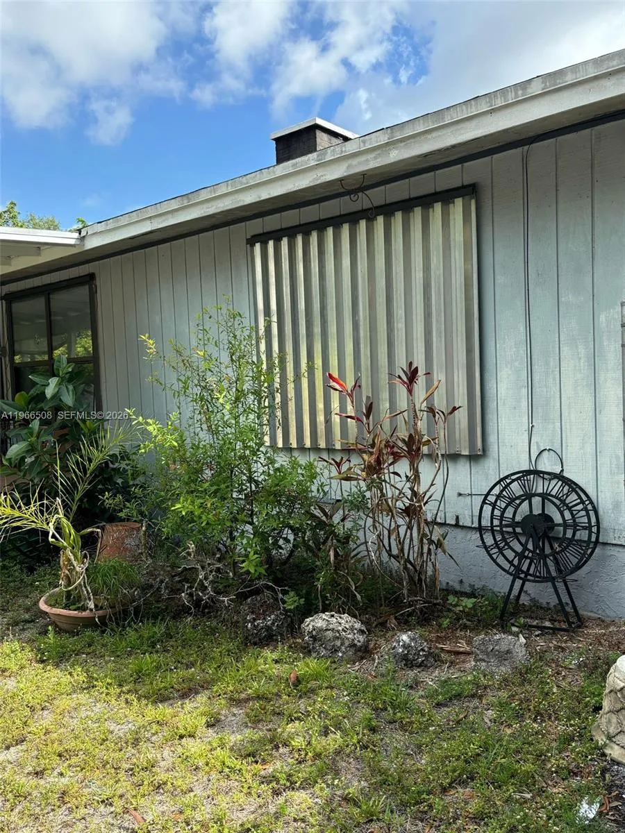 5096 Sw 28 Ter, Dania Beach, Florida 33312, Dania Beach, Florida 33312, 3 Bedrooms Bedrooms, ,2 BathroomsBathrooms,Residential,For Sale,5096 Sw 28 Ter, Dania Beach, Florida 33312,A11966508