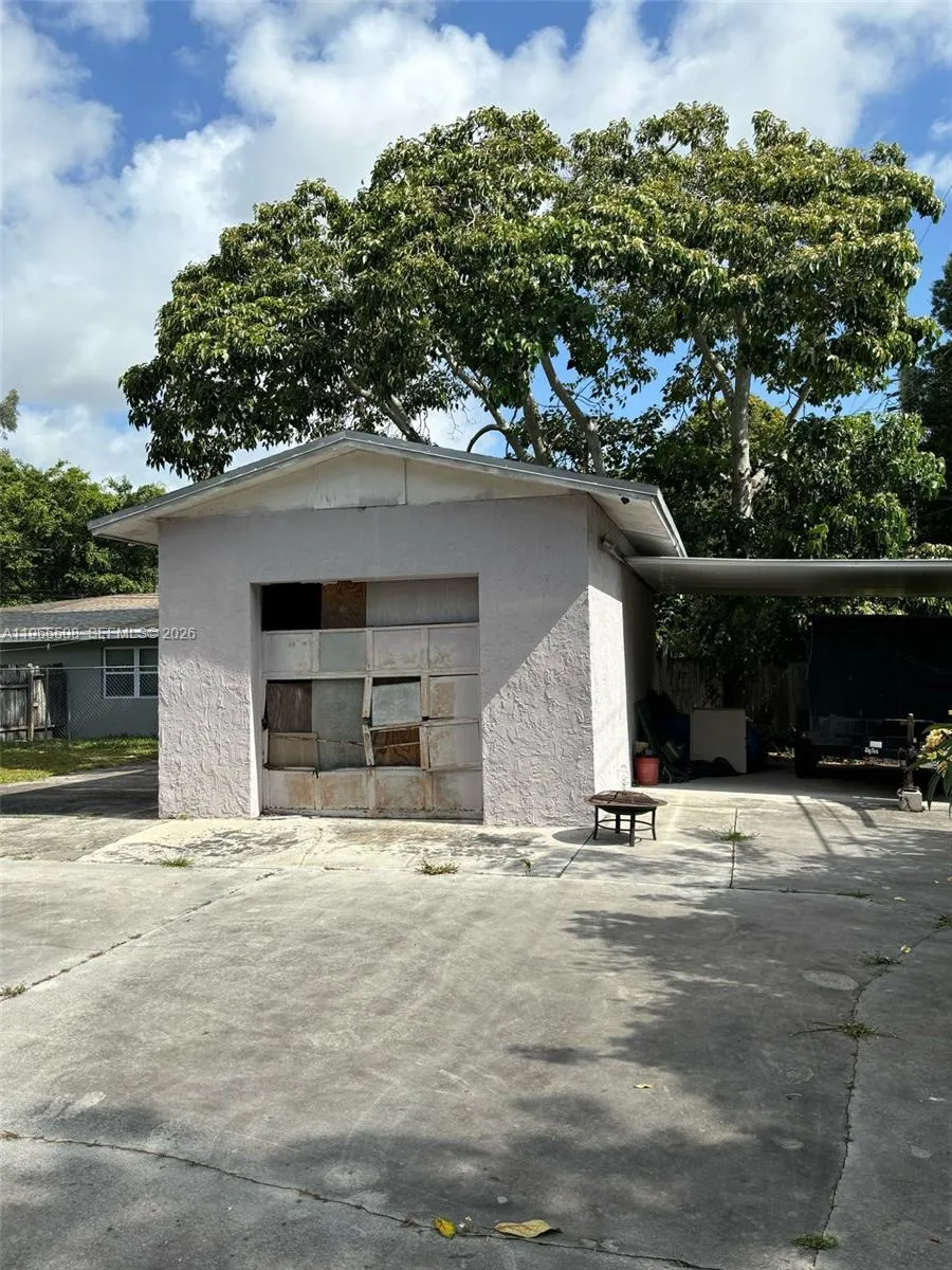 5096 Sw 28 Ter, Dania Beach, Florida 33312, Dania Beach, Florida 33312, 3 Bedrooms Bedrooms, ,2 BathroomsBathrooms,Residential,For Sale,5096 Sw 28 Ter, Dania Beach, Florida 33312,A11966508