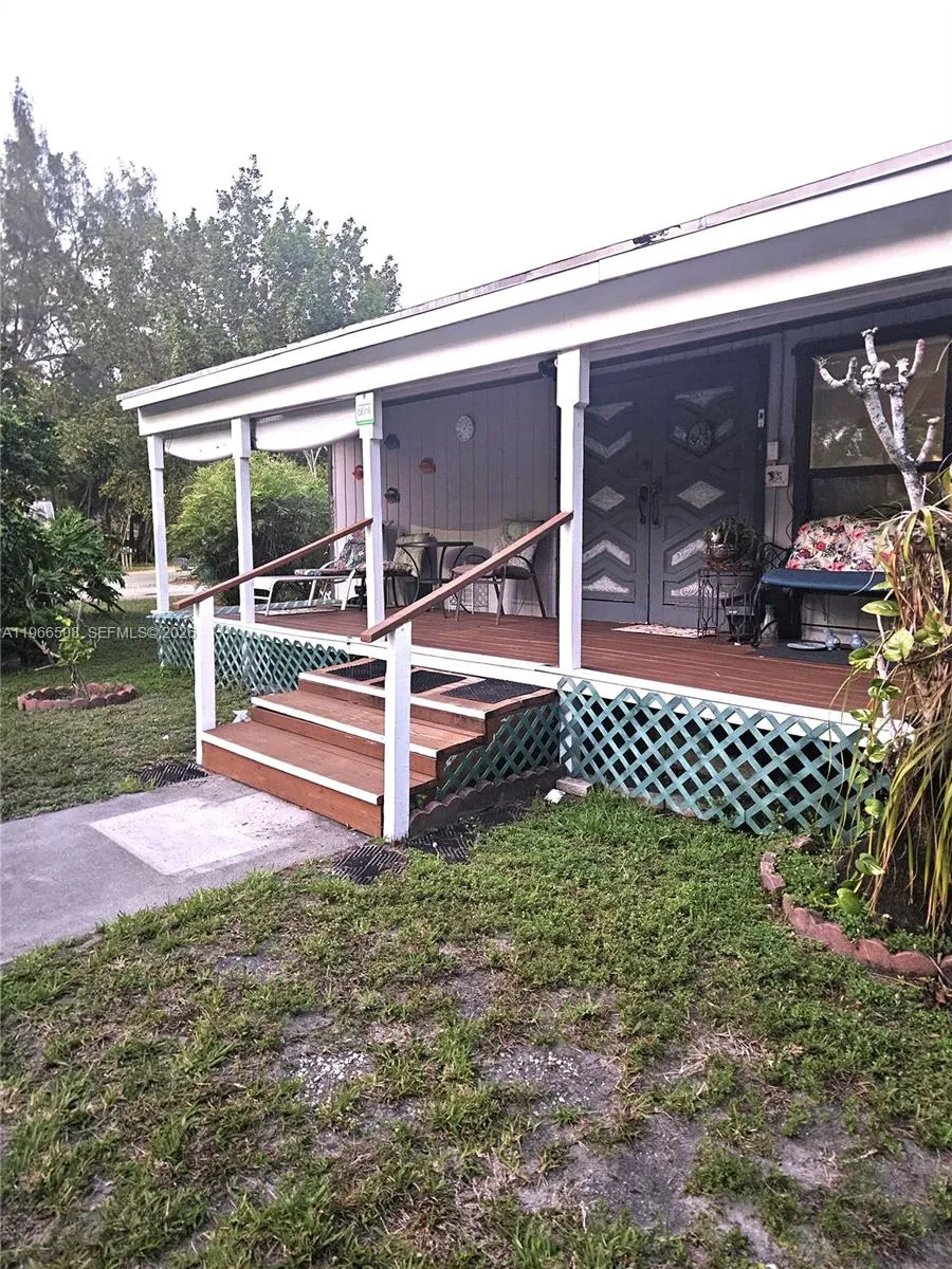 5096 Sw 28 Ter, Dania Beach, Florida 33312, Dania Beach, Florida 33312, 3 Bedrooms Bedrooms, ,2 BathroomsBathrooms,Residential,For Sale,5096 Sw 28 Ter, Dania Beach, Florida 33312,A11966508