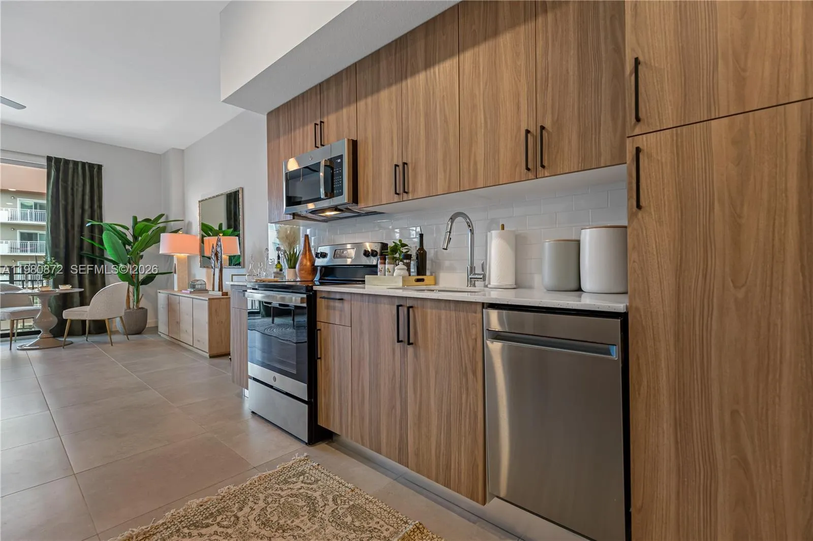 4 N Federal Hwy 641, Dania Beach, Florida 33004, Dania Beach, Florida 33004, ,1 BathroomBathrooms,Residential Lease,For Rent,4 N Federal Hwy 641, Dania Beach, Florida 33004,A11980872