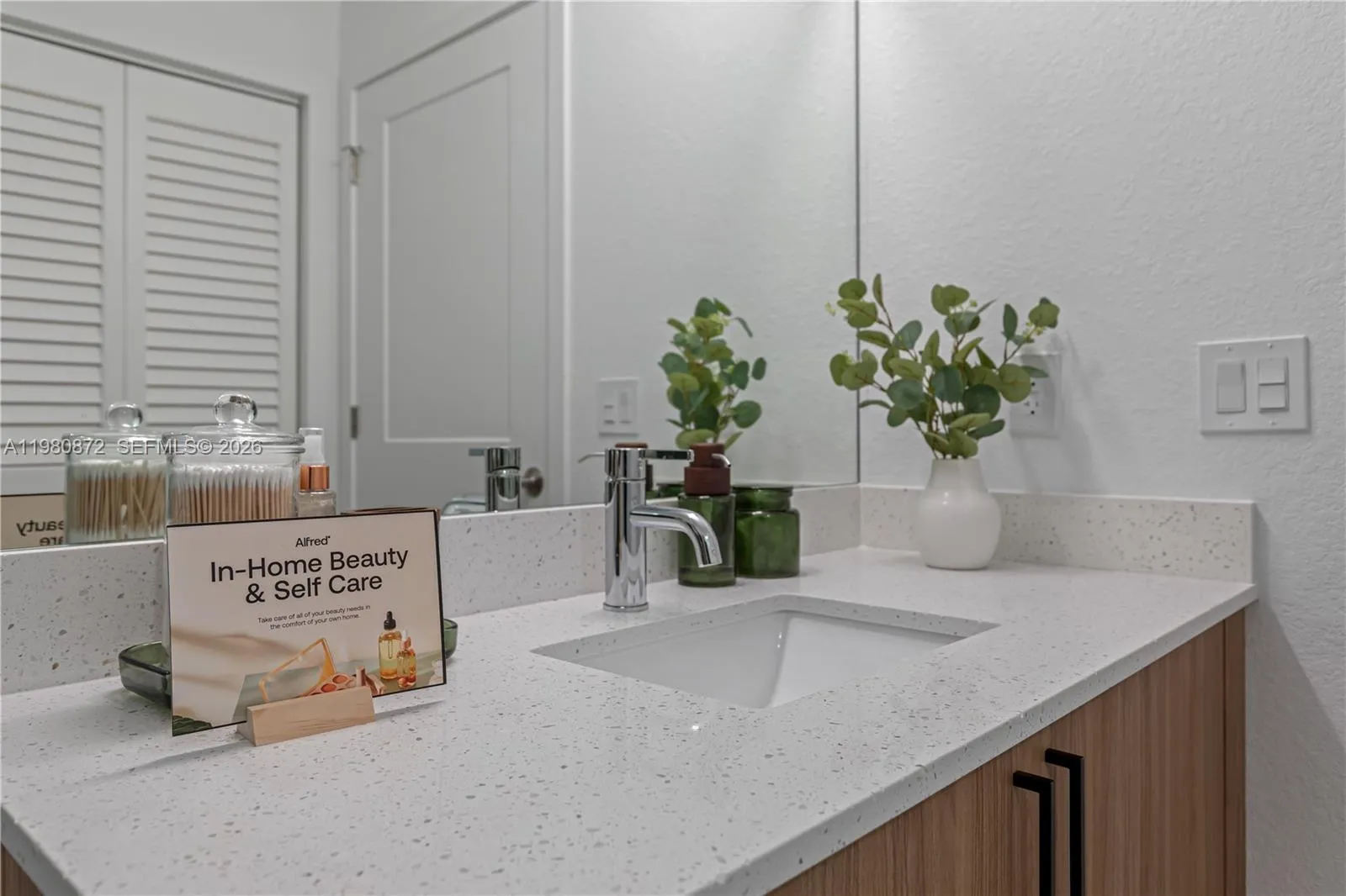 4 N Federal Hwy 641, Dania Beach, Florida 33004, Dania Beach, Florida 33004, ,1 BathroomBathrooms,Residential Lease,For Rent,4 N Federal Hwy 641, Dania Beach, Florida 33004,A11980872