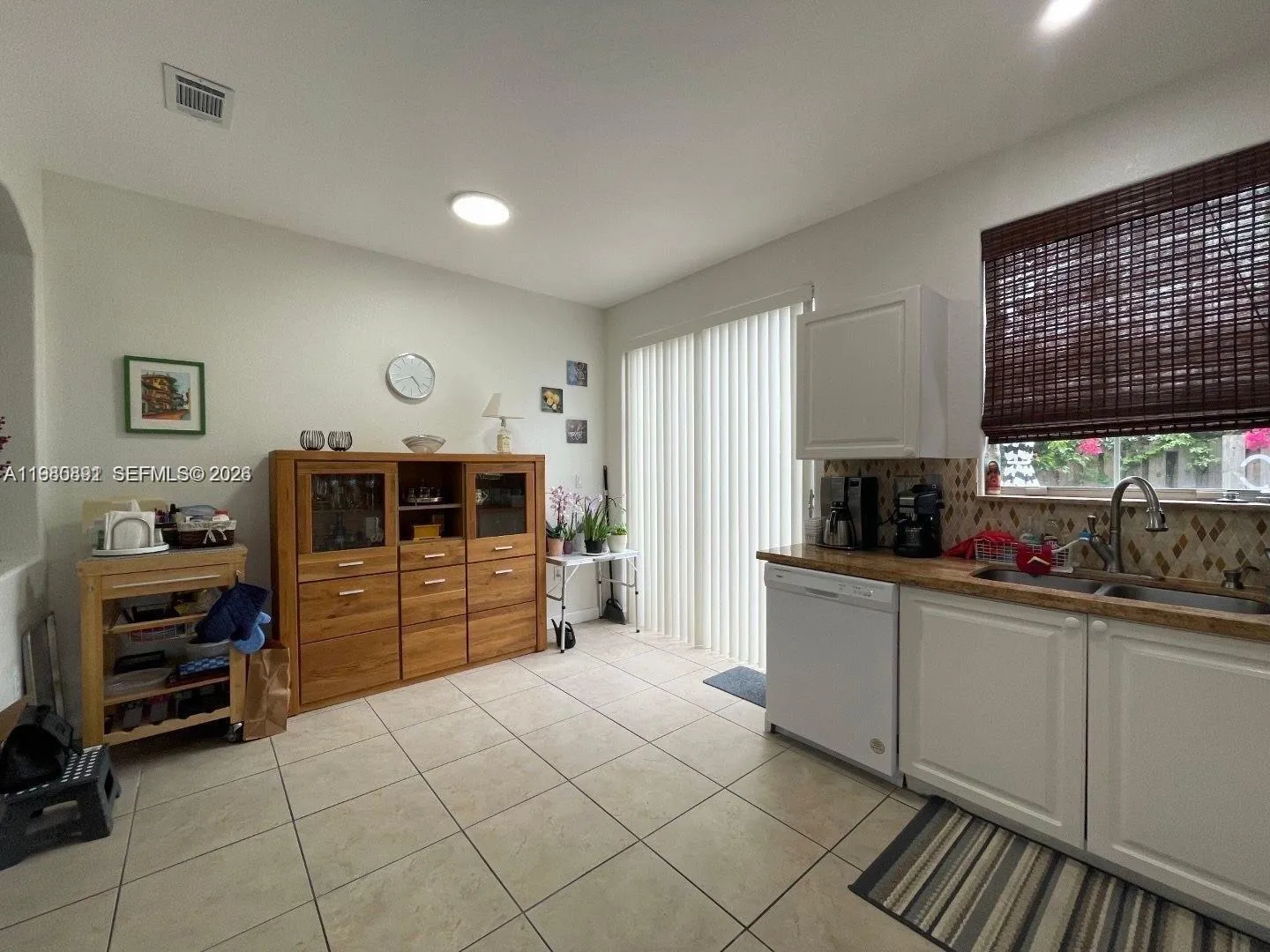 5440 Nw 107th Ave 201, Doral, Florida 33178, Doral, Florida 33178, 3 Bedrooms Bedrooms, ,3 BathroomsBathrooms,Residential Lease,For Rent,5440 Nw 107th Ave 201, Doral, Florida 33178,A11980891