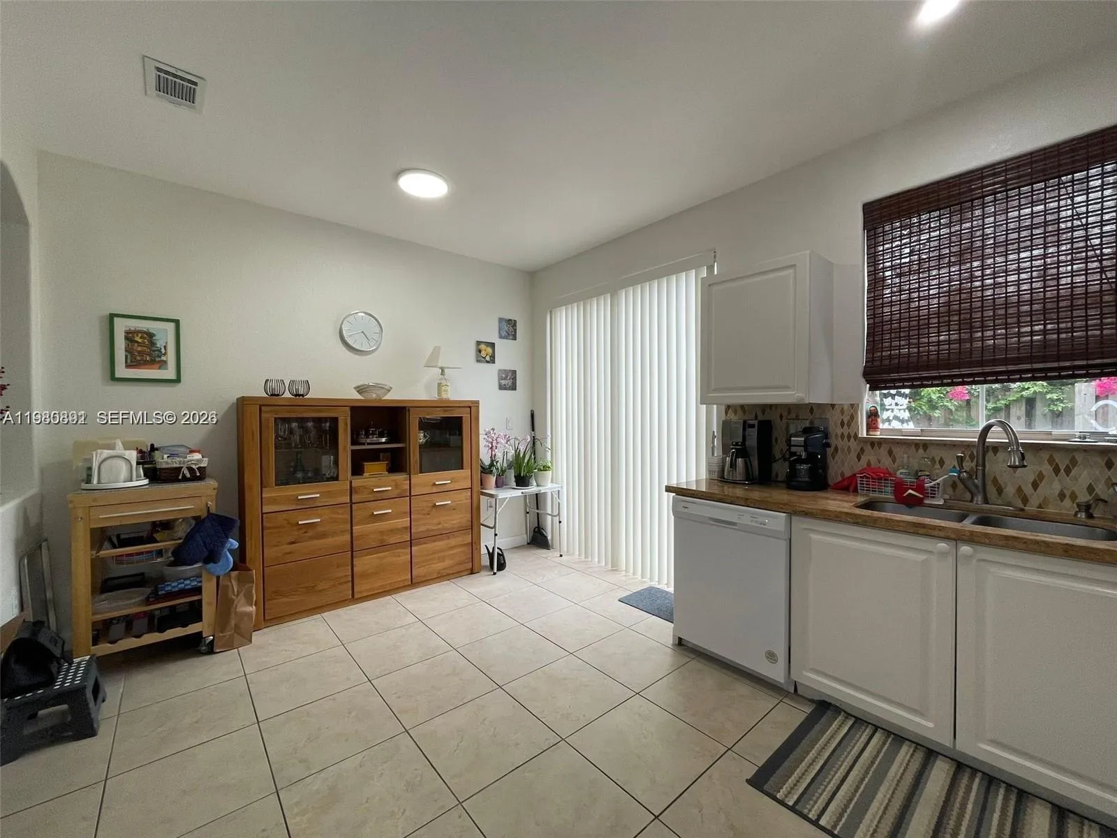 5440 Nw 107th Ave 201, Doral, Florida 33178, Doral, Florida 33178, 3 Bedrooms Bedrooms, ,3 BathroomsBathrooms,Residential Lease,For Rent,5440 Nw 107th Ave 201, Doral, Florida 33178,A11980891