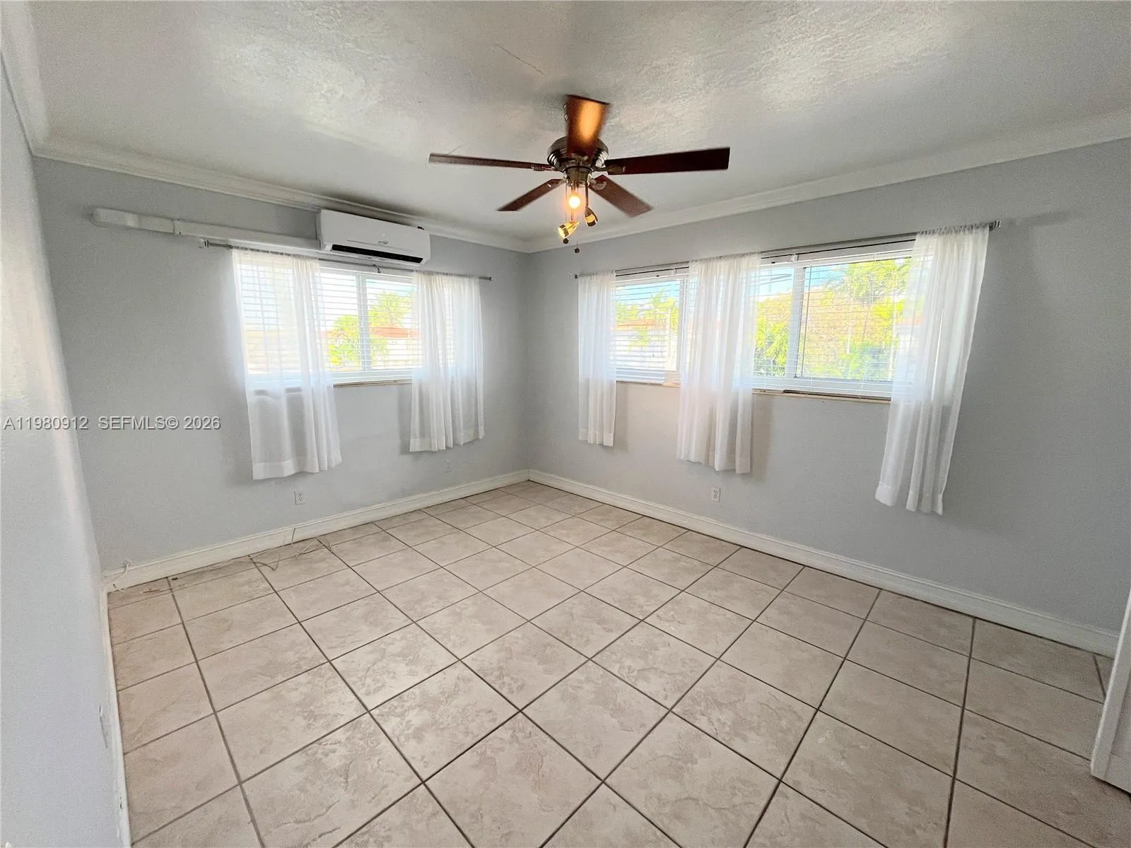 350 75th St 202, Miami Beach, Florida 33141, Miami Beach, Florida 33141, 1 Bedroom Bedrooms, ,1 BathroomBathrooms,Residential Lease,For Rent,350 75th St 202, Miami Beach, Florida 33141,A11980912