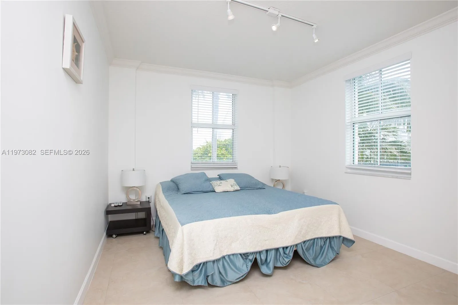 9172 Ne Collins Ave 312, Surfside, Florida 33154, Surfside, Florida 33154, 2 Bedrooms Bedrooms, ,2 BathroomsBathrooms,Residential Lease,For Rent,9172 Ne Collins Ave 312, Surfside, Florida 33154,A11973082