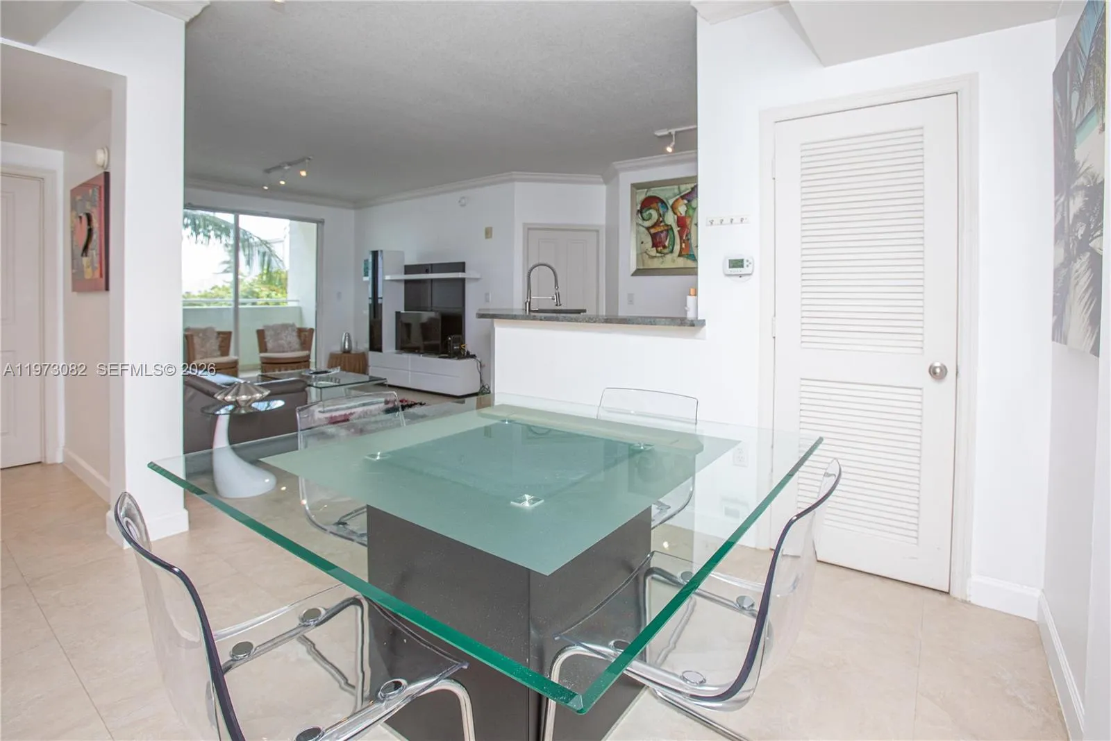 9172 Ne Collins Ave 312, Surfside, Florida 33154, Surfside, Florida 33154, 2 Bedrooms Bedrooms, ,2 BathroomsBathrooms,Residential Lease,For Rent,9172 Ne Collins Ave 312, Surfside, Florida 33154,A11973082