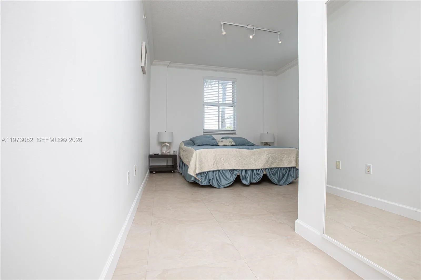 9172 Ne Collins Ave 312, Surfside, Florida 33154, Surfside, Florida 33154, 2 Bedrooms Bedrooms, ,2 BathroomsBathrooms,Residential Lease,For Rent,9172 Ne Collins Ave 312, Surfside, Florida 33154,A11973082