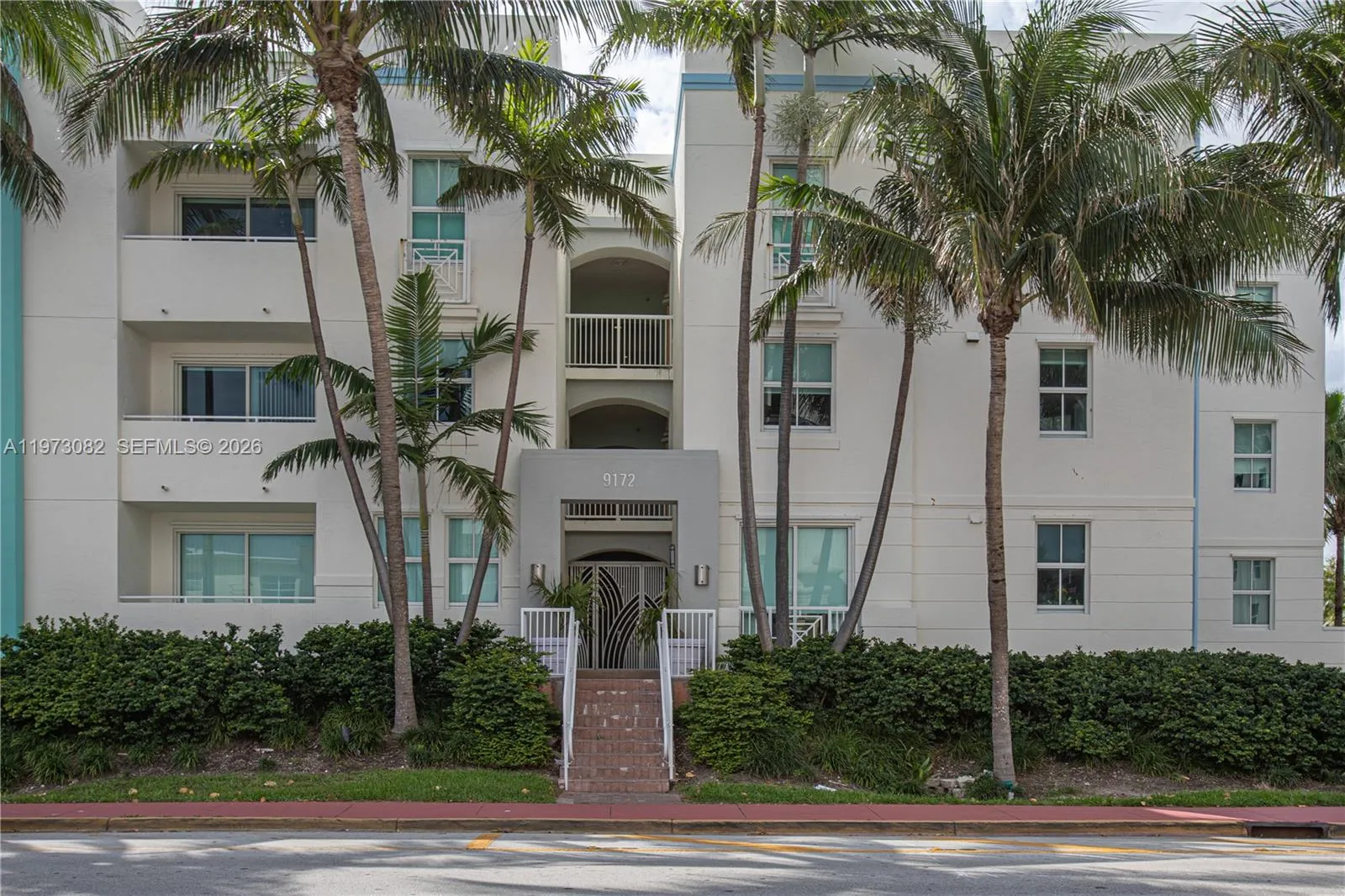 9172 Ne Collins Ave 312, Surfside, Florida 33154, Surfside, Florida 33154, 2 Bedrooms Bedrooms, ,2 BathroomsBathrooms,Residential Lease,For Rent,9172 Ne Collins Ave 312, Surfside, Florida 33154,A11973082