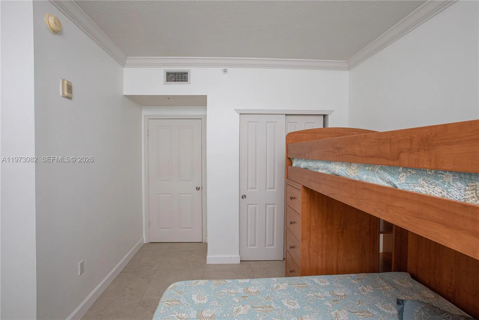 9172 Ne Collins Ave 312, Surfside, Florida 33154, Surfside, Florida 33154, 2 Bedrooms Bedrooms, ,2 BathroomsBathrooms,Residential Lease,For Rent,9172 Ne Collins Ave 312, Surfside, Florida 33154,A11973082