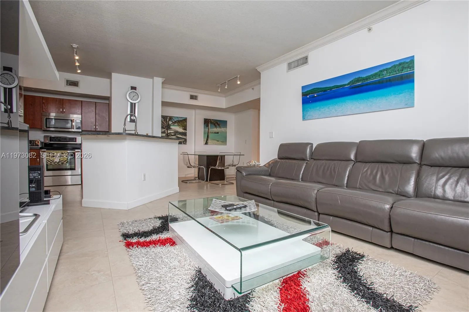 9172 Ne Collins Ave 312, Surfside, Florida 33154, Surfside, Florida 33154, 2 Bedrooms Bedrooms, ,2 BathroomsBathrooms,Residential Lease,For Rent,9172 Ne Collins Ave 312, Surfside, Florida 33154,A11973082