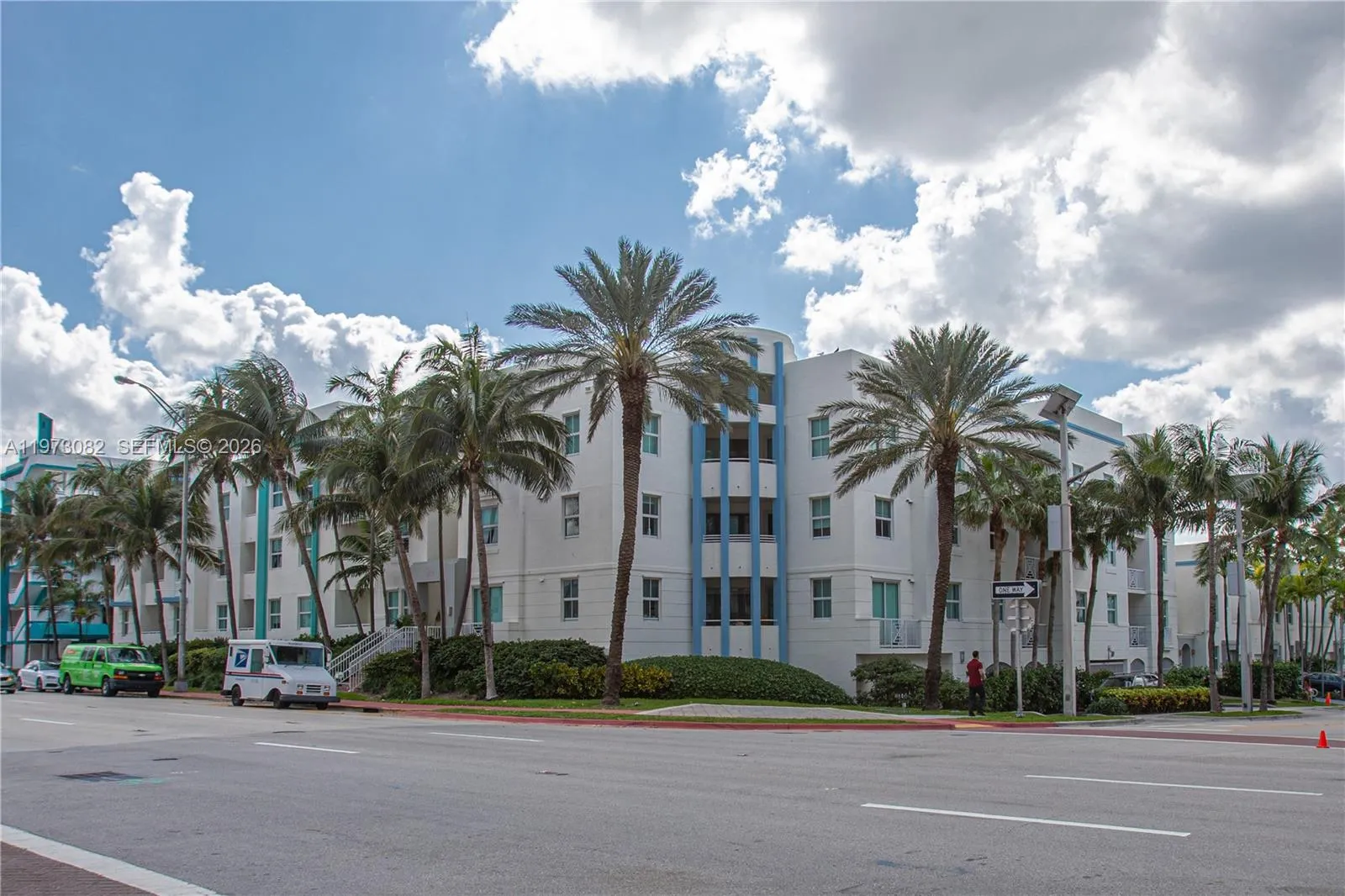 9172 Ne Collins Ave 312, Surfside, Florida 33154, Surfside, Florida 33154, 2 Bedrooms Bedrooms, ,2 BathroomsBathrooms,Residential Lease,For Rent,9172 Ne Collins Ave 312, Surfside, Florida 33154,A11973082