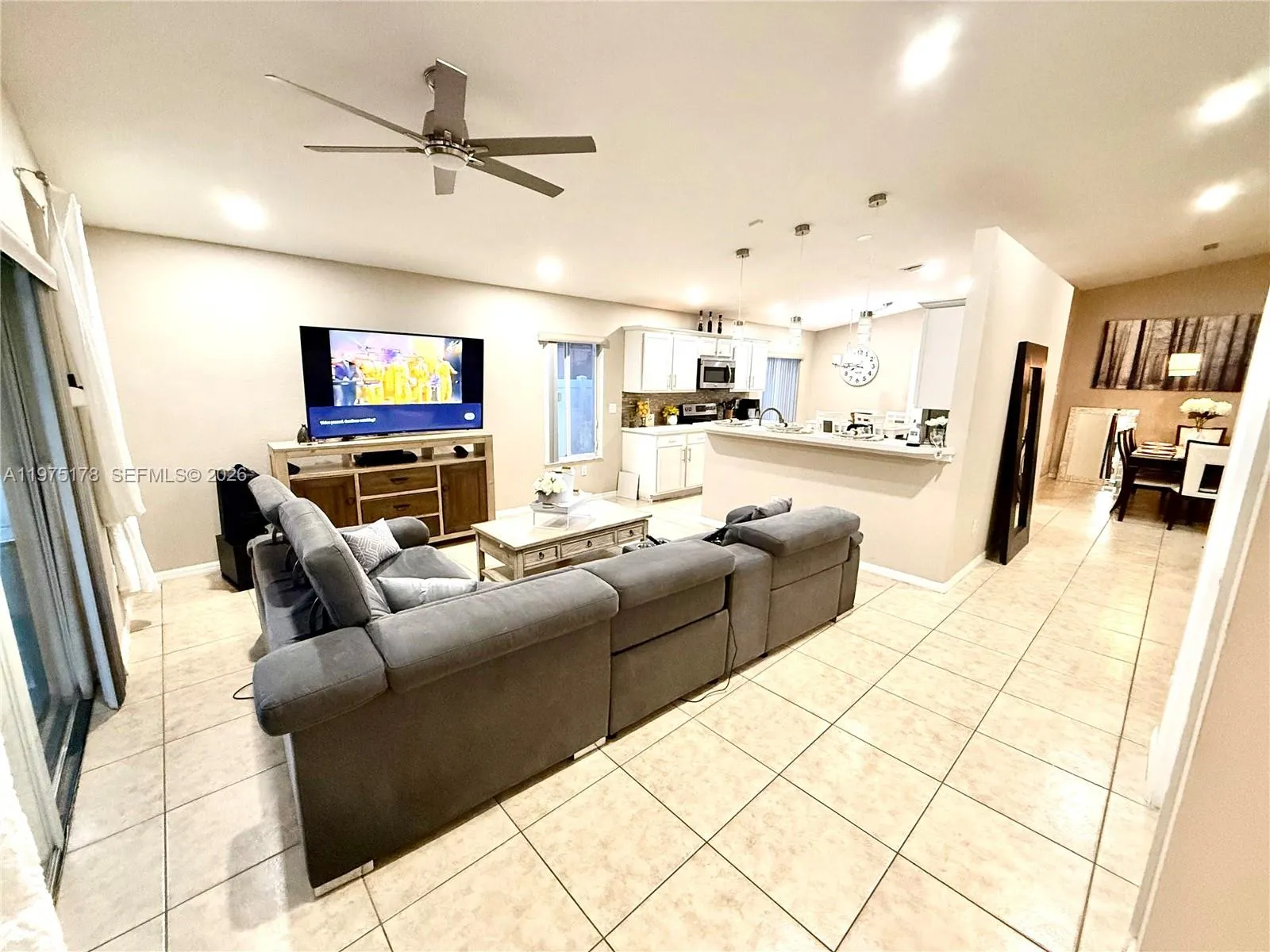 12718 Sw 47th St, Miramar, Florida 33027, Miramar, Florida 33027, 4 Bedrooms Bedrooms, ,2 BathroomsBathrooms,Residential,For Sale,12718 Sw 47th St, Miramar, Florida 33027,A11975178