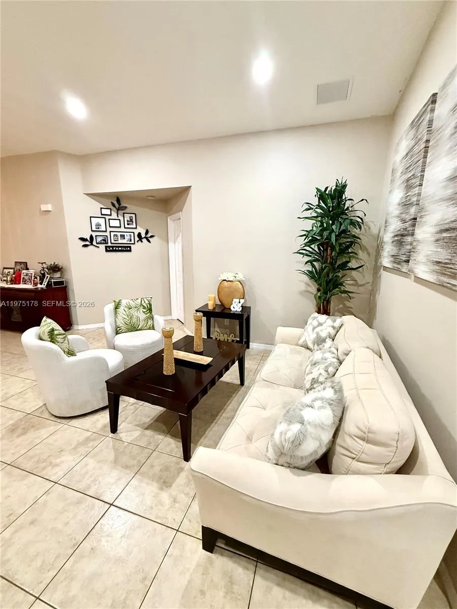 12718 Sw 47th St, Miramar, Florida 33027, Miramar, Florida 33027, 4 Bedrooms Bedrooms, ,2 BathroomsBathrooms,Residential,For Sale,12718 Sw 47th St, Miramar, Florida 33027,A11975178