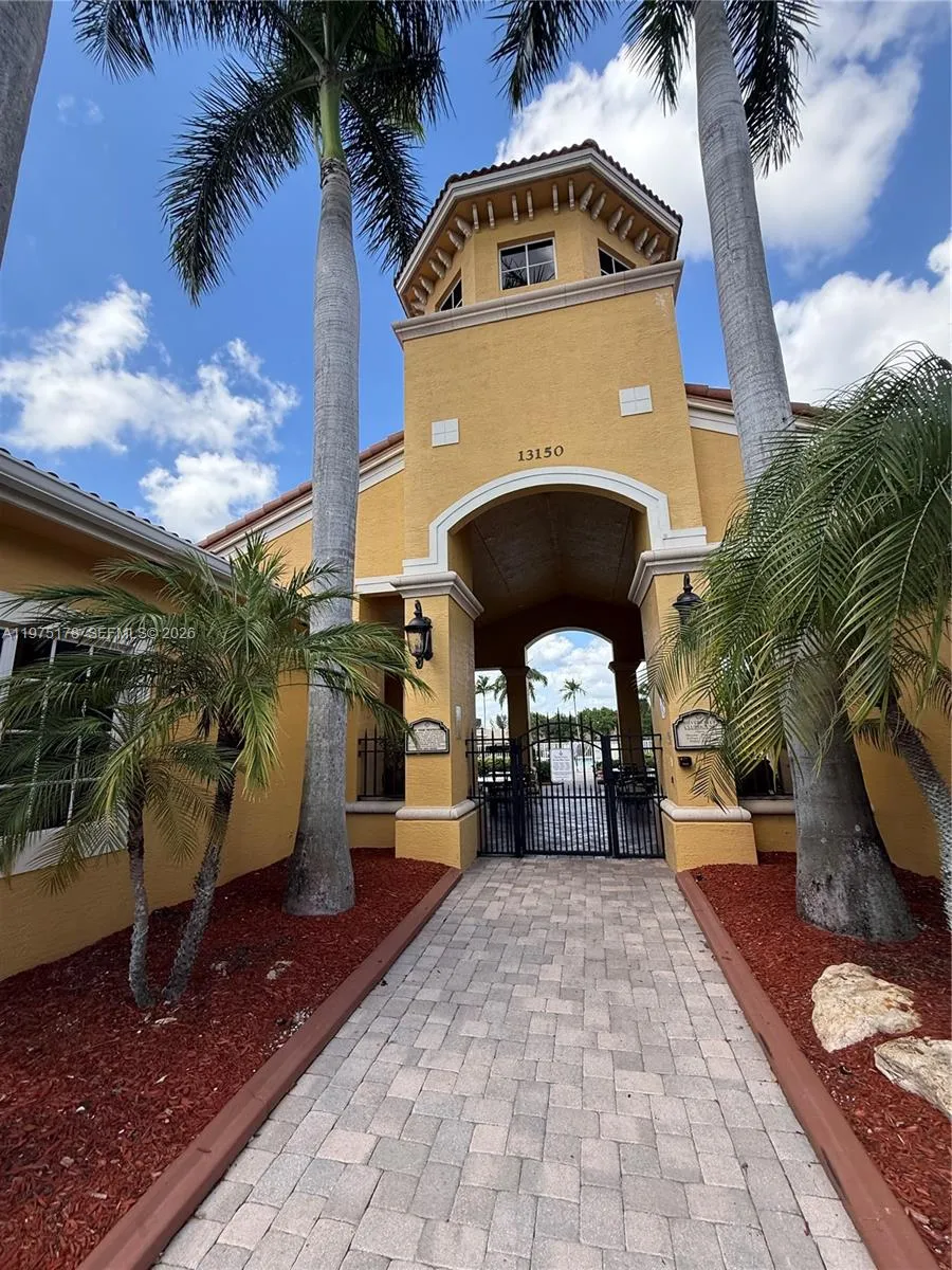 12718 Sw 47th St, Miramar, Florida 33027, Miramar, Florida 33027, 4 Bedrooms Bedrooms, ,2 BathroomsBathrooms,Residential,For Sale,12718 Sw 47th St, Miramar, Florida 33027,A11975178