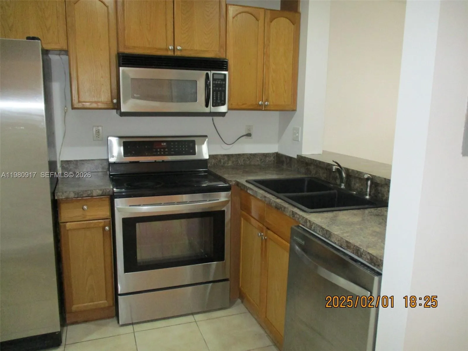 13910 Sw 175th Ter 13010, Miami, Florida 33177, Miami, Florida 33177, 3 Bedrooms Bedrooms, ,2 BathroomsBathrooms,Residential Lease,For Rent,13910 Sw 175th Ter 13010, Miami, Florida 33177,A11980917