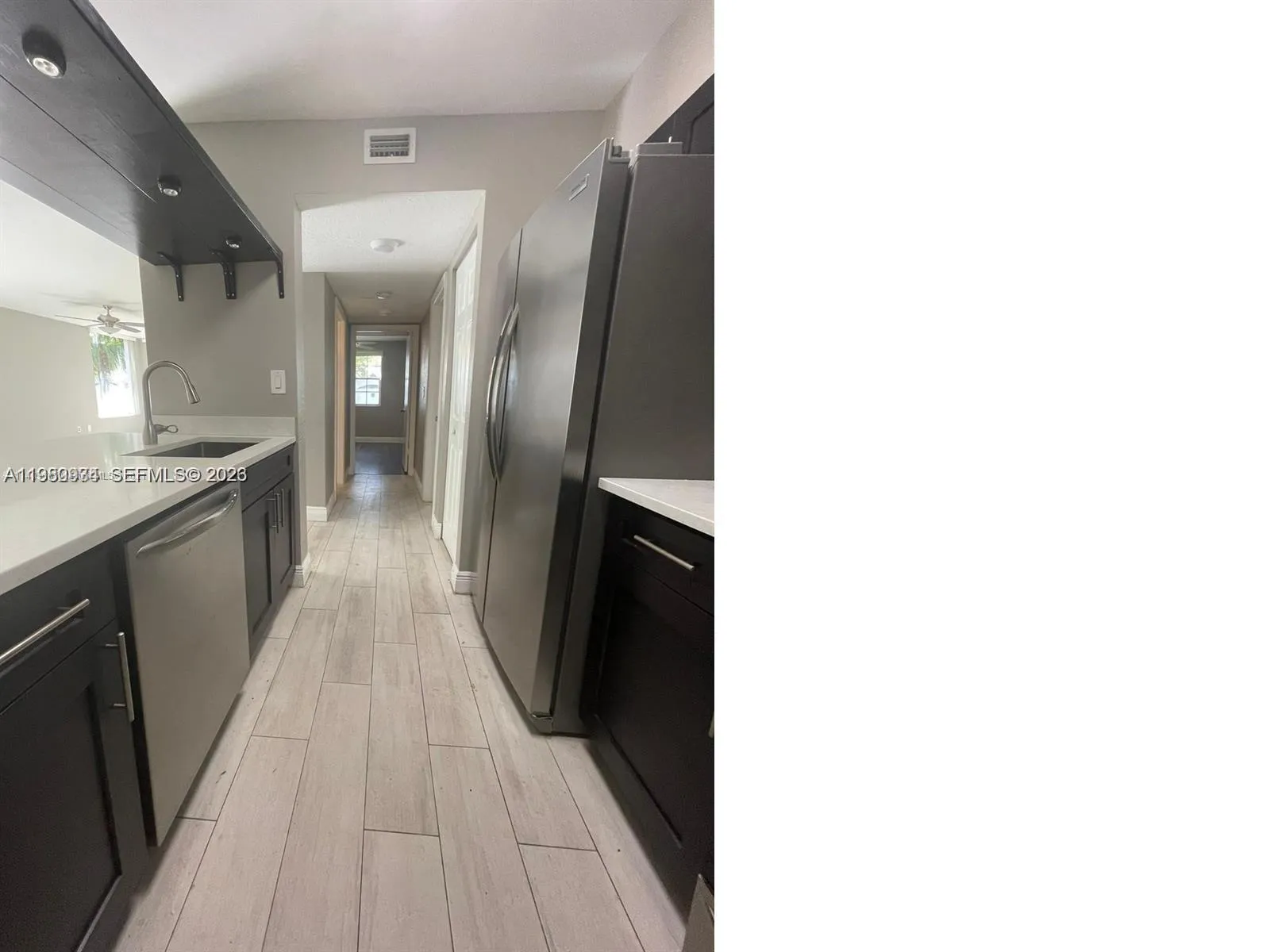 2811 N Oakland Forest Dr 110, Oakland Park, Florid, Oakland Park, Florida 33309, 2 Bedrooms Bedrooms, ,2 BathroomsBathrooms,Residential Lease,For Rent,2811 N Oakland Forest Dr 110, Oakland Park, Florid,A11980934