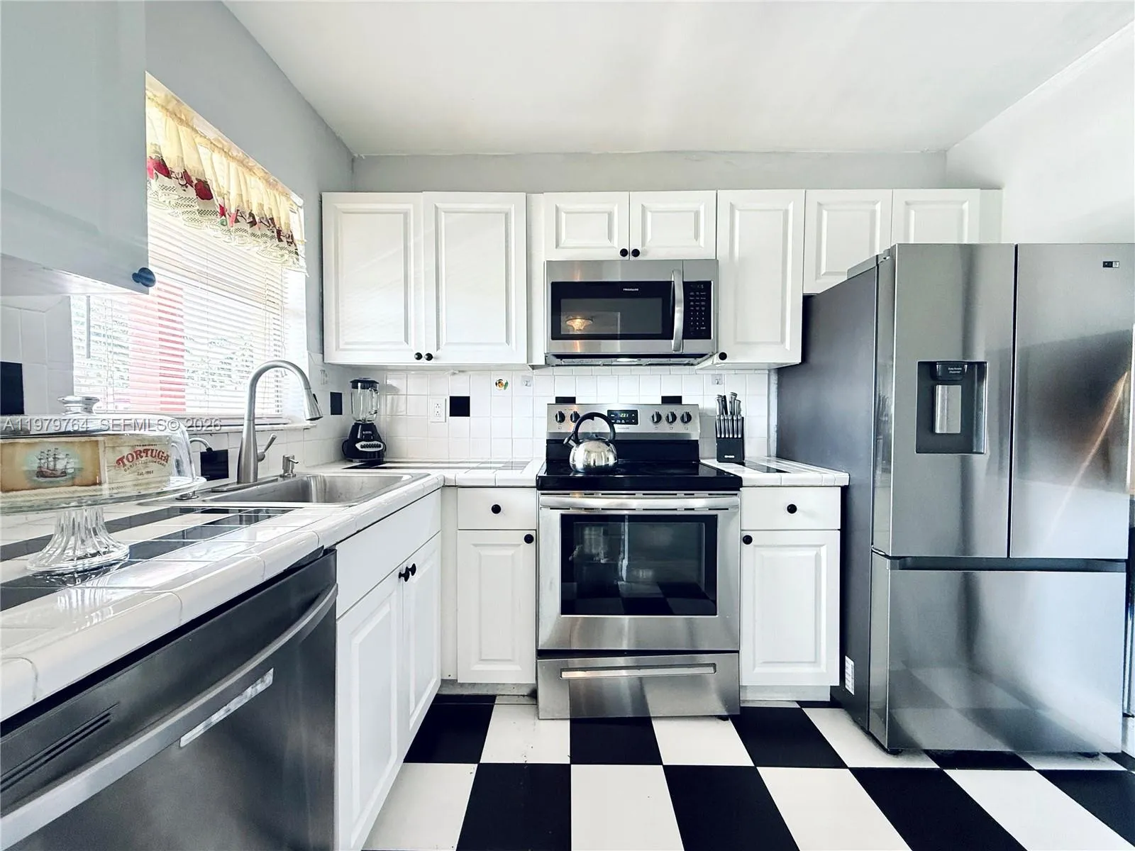 7891 N Sunrise Lakes Dr 310, Sunrise, Florida 3332, Sunrise, Florida 33322, 2 Bedrooms Bedrooms, ,2 BathroomsBathrooms,Residential,For Sale,7891 N Sunrise Lakes Dr 310, Sunrise, Florida 3332,A11979764