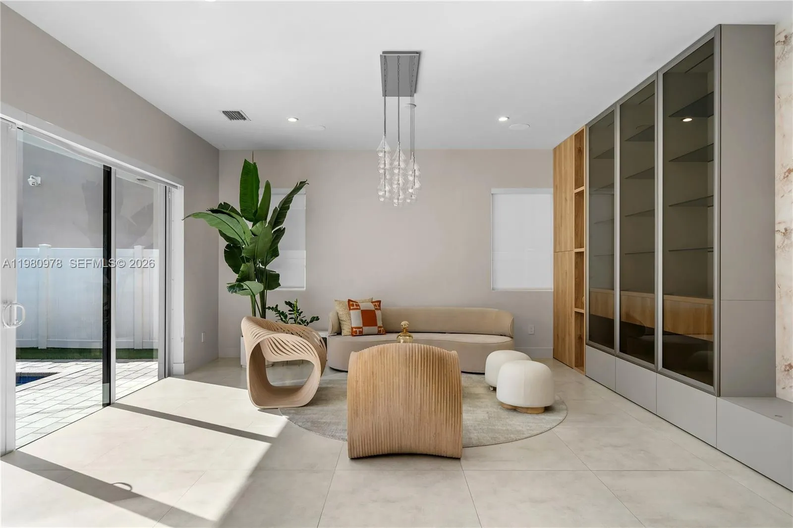 7453 Nw 100th Ct, Doral, Florida 33178, Doral, Florida 33178, 5 Bedrooms Bedrooms, ,5 BathroomsBathrooms,Residential,For Sale,7453 Nw 100th Ct, Doral, Florida 33178,A11980978